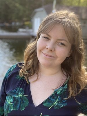 Lenore Inniss Lenore Inniss